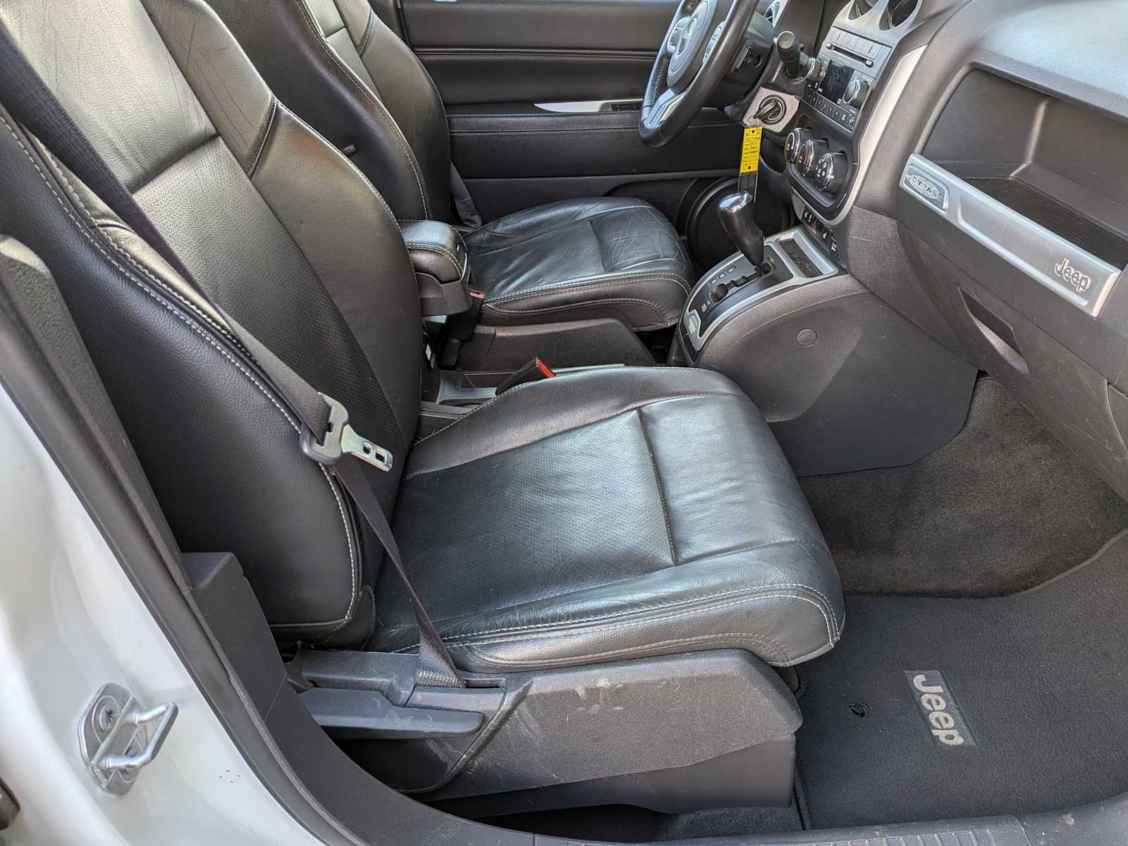 Thumbnail: 2017 Jeep Compass - 21