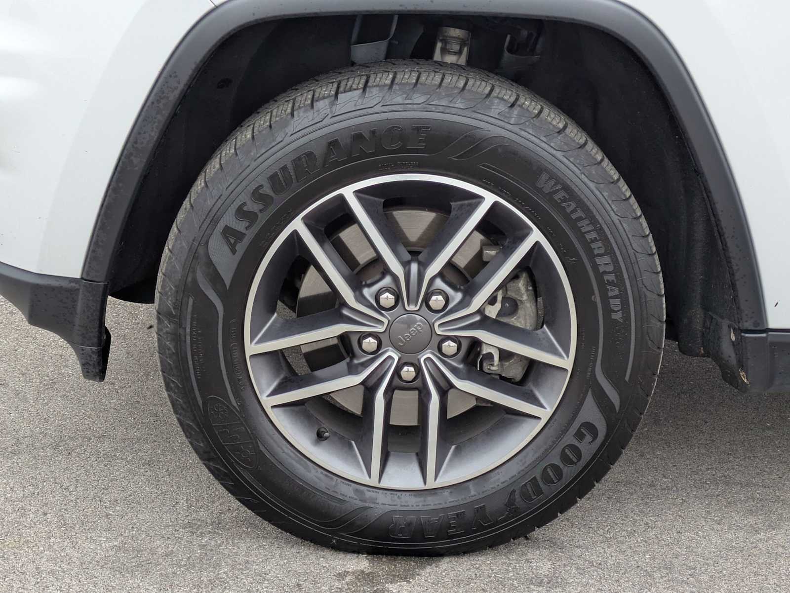 Thumbnail: 2021 Jeep Grand Cherokee - 13