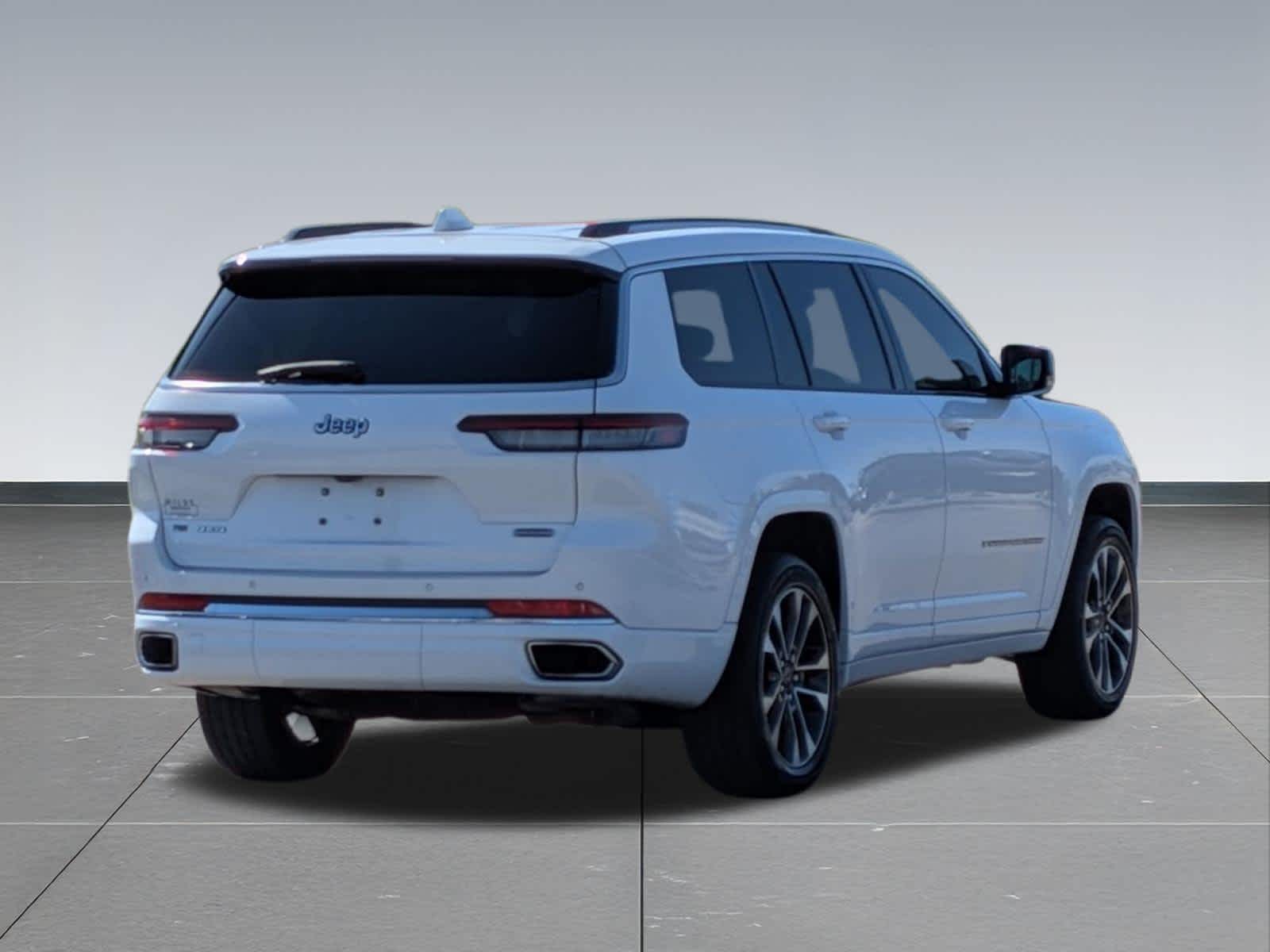 Thumbnail: 2022 Jeep Grand Cherokee - 5