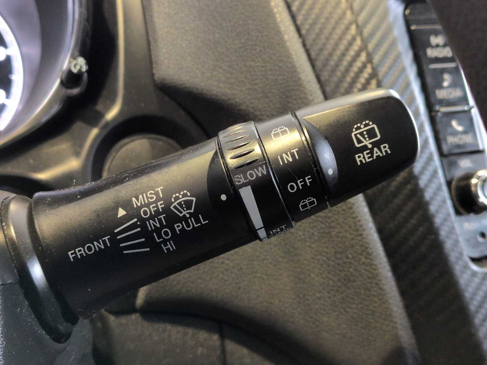 Thumbnail: 2018 Mitsubishi Outlander Sport - 24