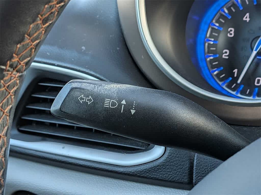 Thumbnail: 2017 Chrysler Pacifica - 25