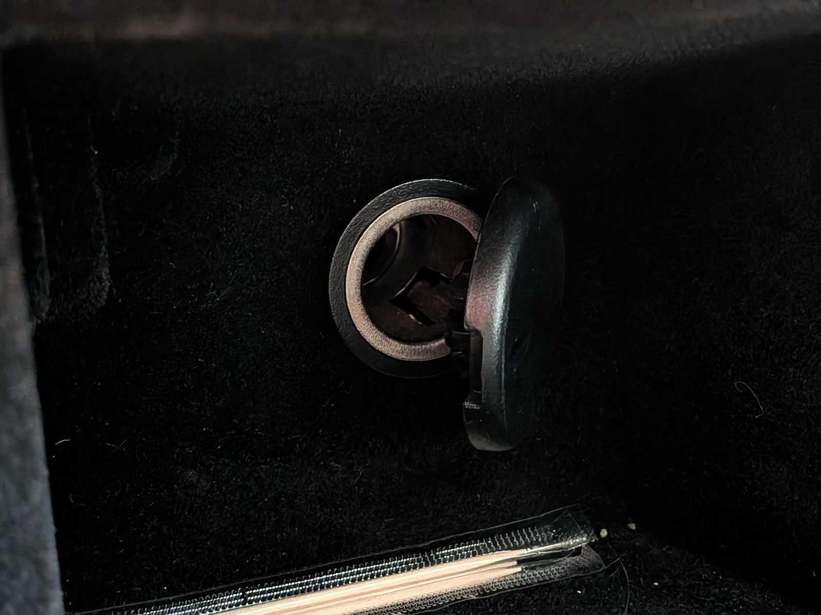 Thumbnail: 2016 Cadillac SRX - 31