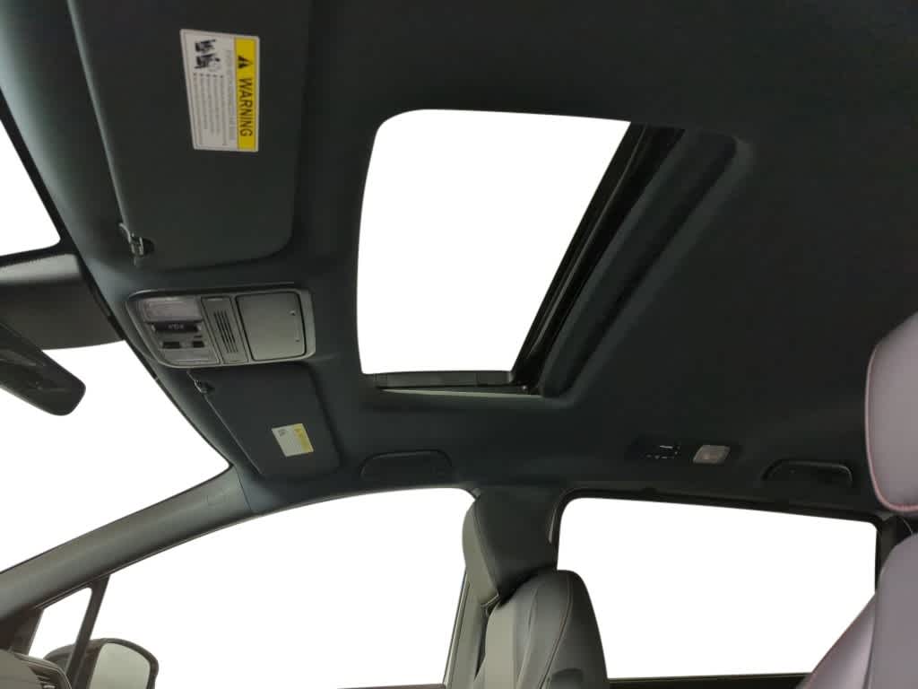 Thumbnail: 2026 Honda Odyssey - 21