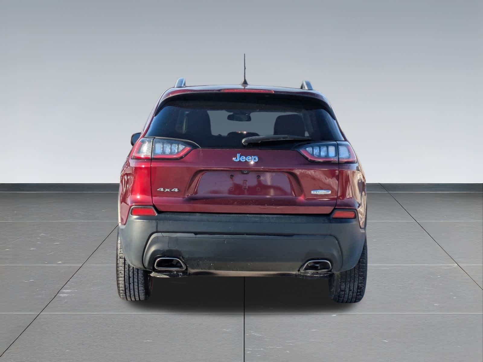 Thumbnail: 2019 Jeep Cherokee - 5