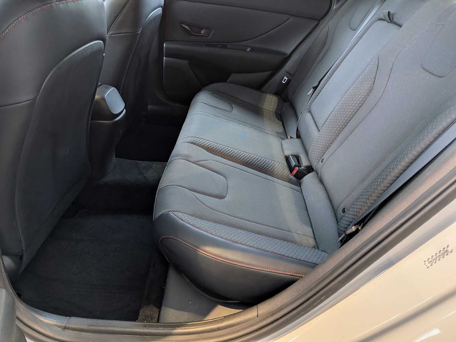 Thumbnail: 2021 Hyundai Elantra - 17