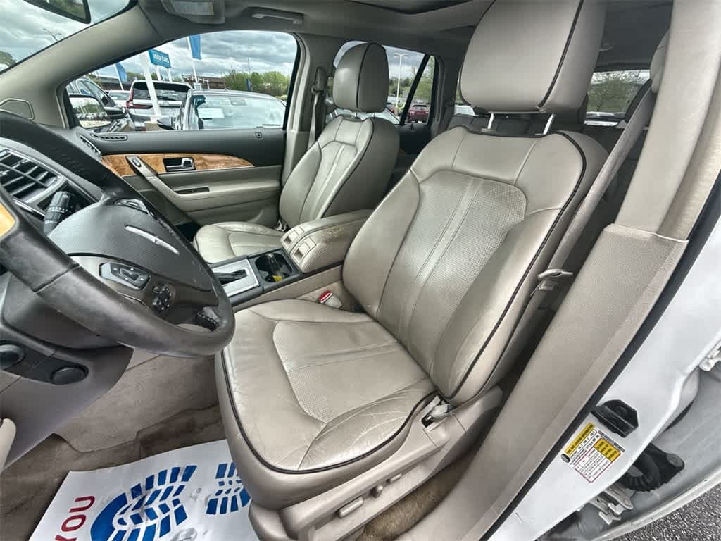 Thumbnail: 2012 Lincoln MKX - 15