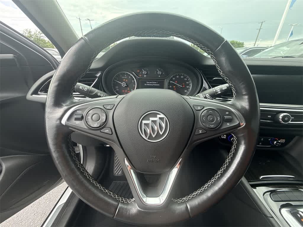 Thumbnail: 2019 Buick Regal - 21