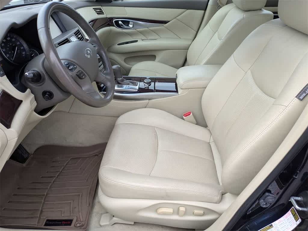 Thumbnail: 2016 INFINITI Q70 - 15