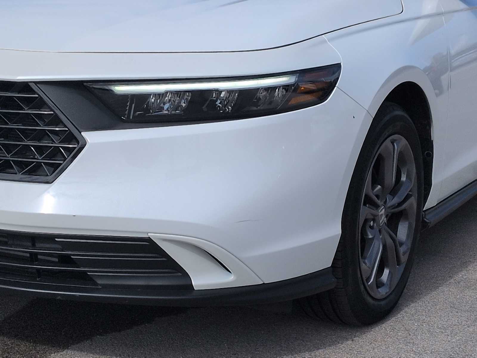 Thumbnail: 2023 Honda Accord - 10