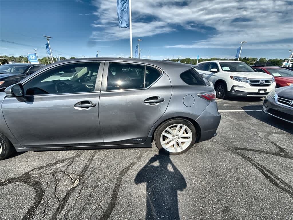 Thumbnail: 2015 Lexus CT - 4