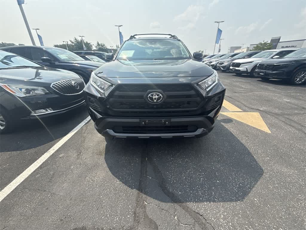Thumbnail: 2020 Toyota RAV4 - 10