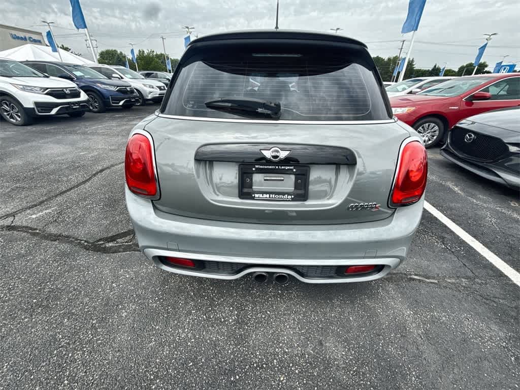 Thumbnail: 2017 MINI Cooper Hardtop - 11