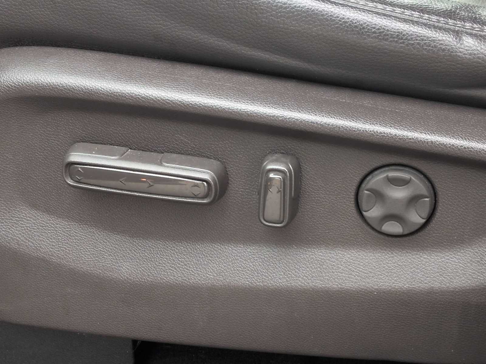 Thumbnail: 2023 Honda Odyssey - 17