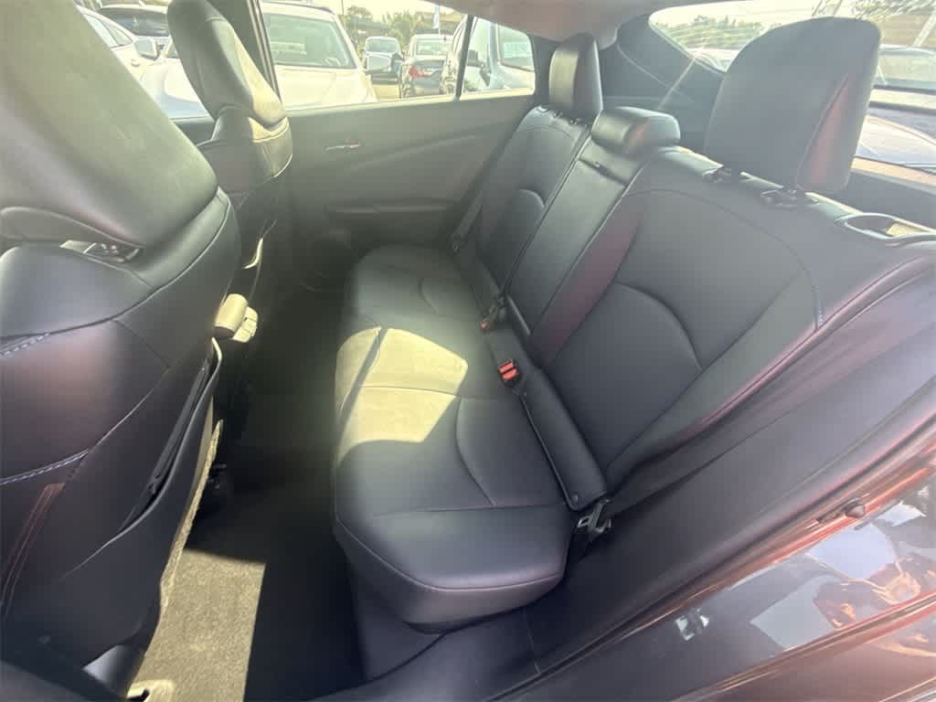 Thumbnail: 2019 Toyota Prius - 18