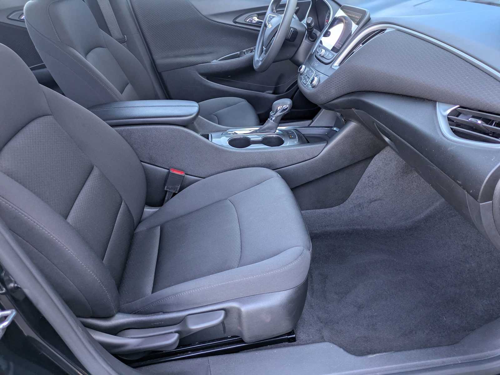 Thumbnail: 2024 Chevrolet Malibu - 19