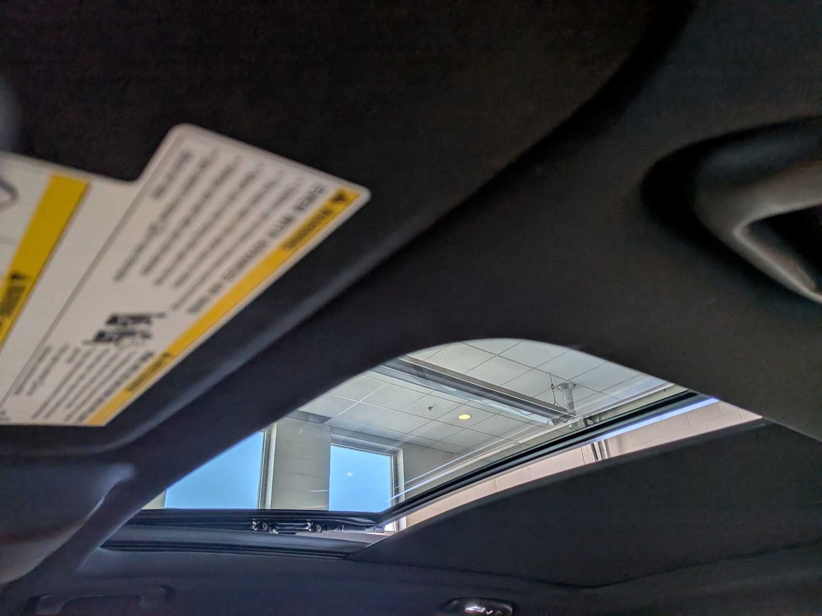 Thumbnail: 2019 Cadillac XT4 - 17