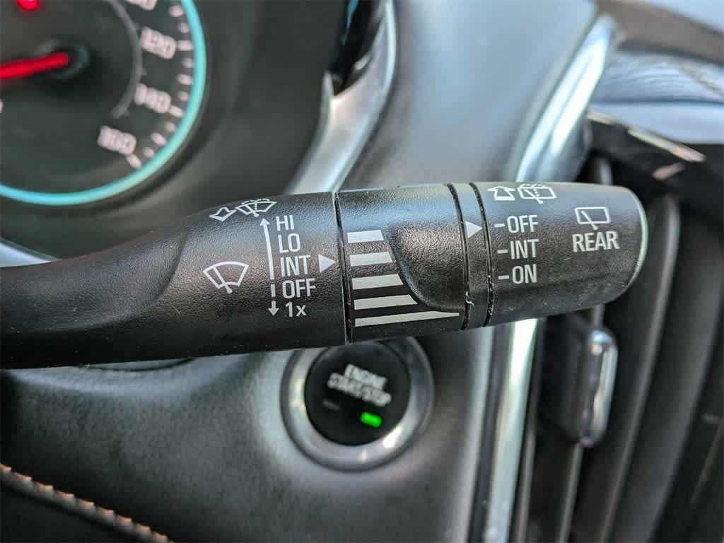 Thumbnail: 2021 Chevrolet Traverse - 24