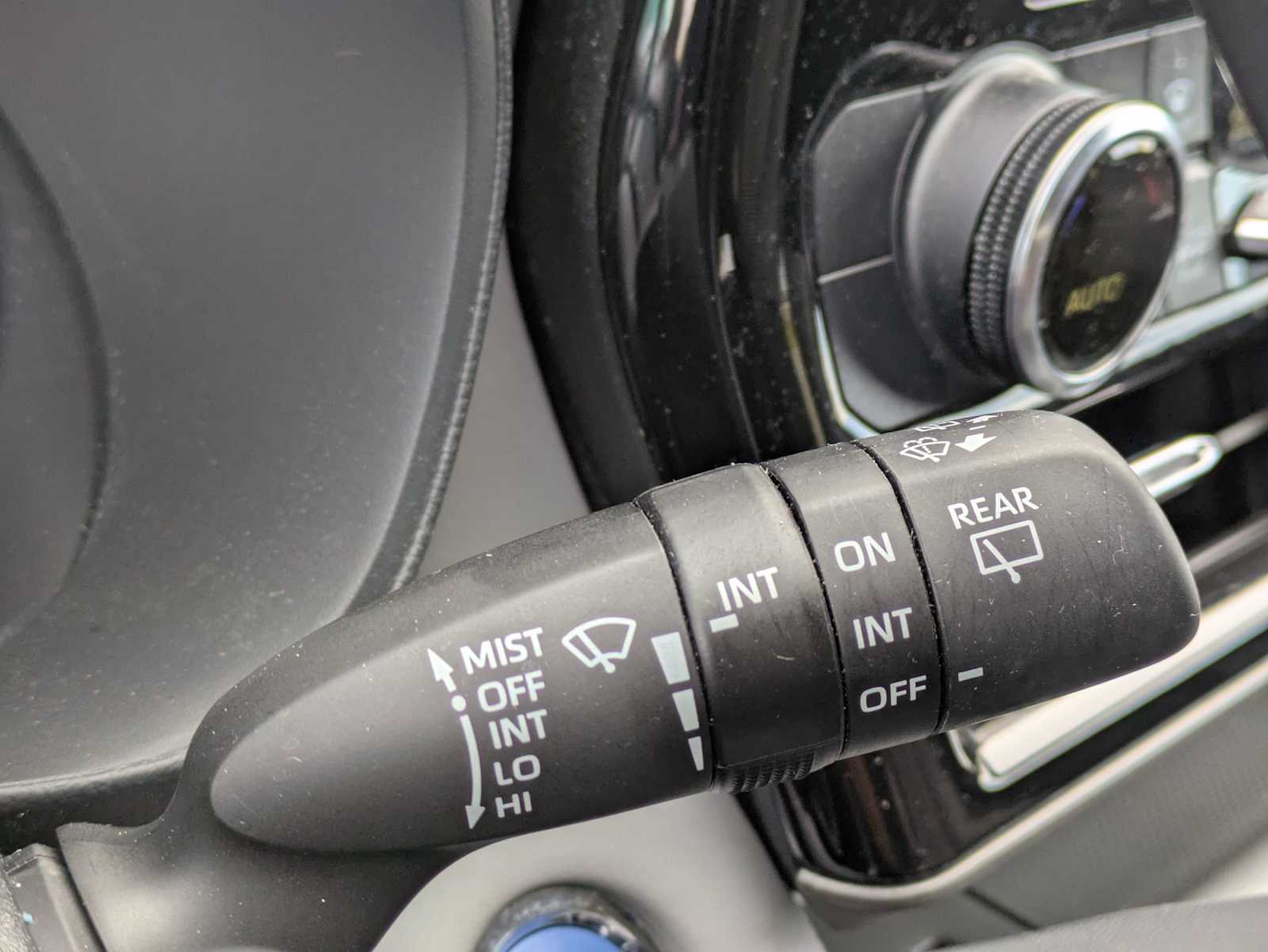 Thumbnail: 2022 Toyota Highlander - 24