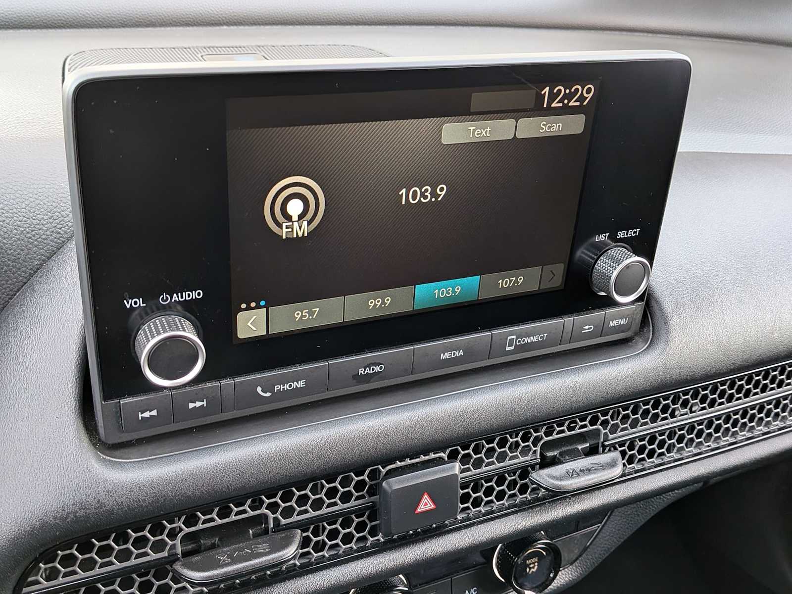 Thumbnail: 2023 Honda HR-V - 25