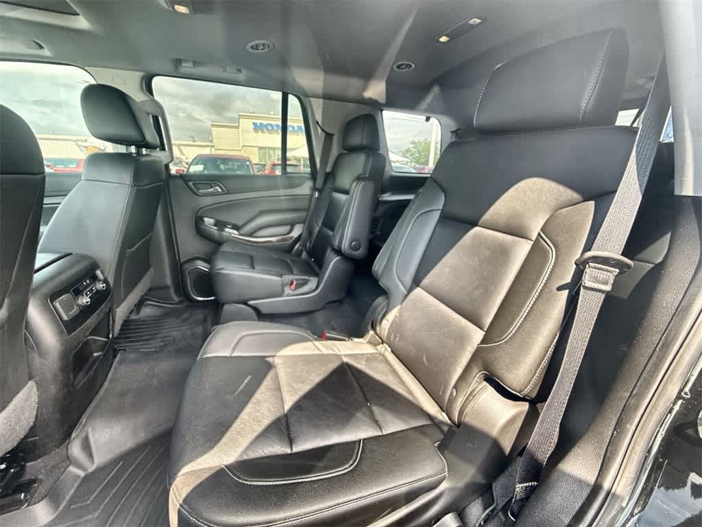 Thumbnail: 2019 Chevrolet Tahoe - 19