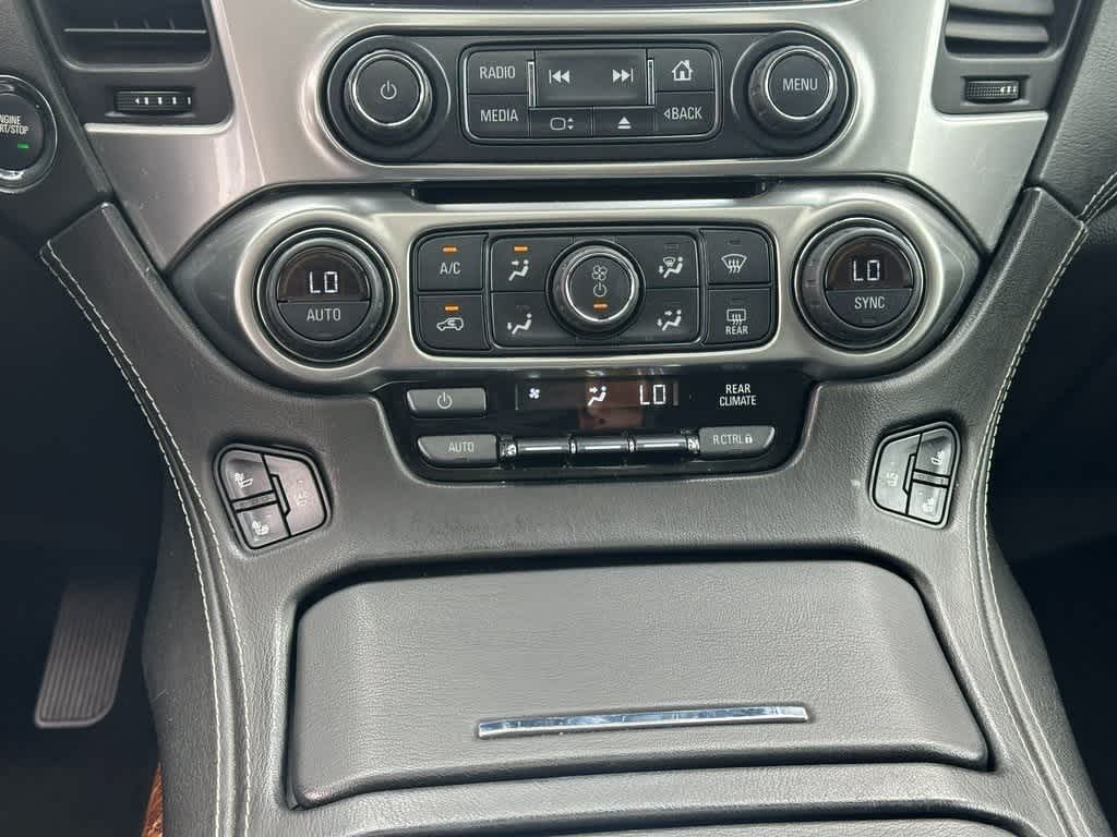 Thumbnail: 2016 Chevrolet Suburban - 18