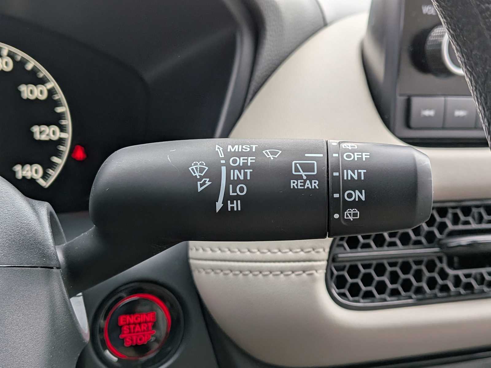 2025 Honda HR-V LX - Photo 24