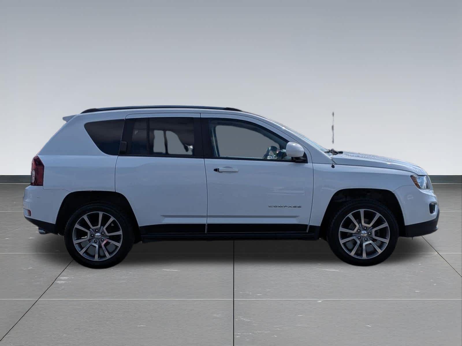 Thumbnail: 2017 Jeep Compass - 6