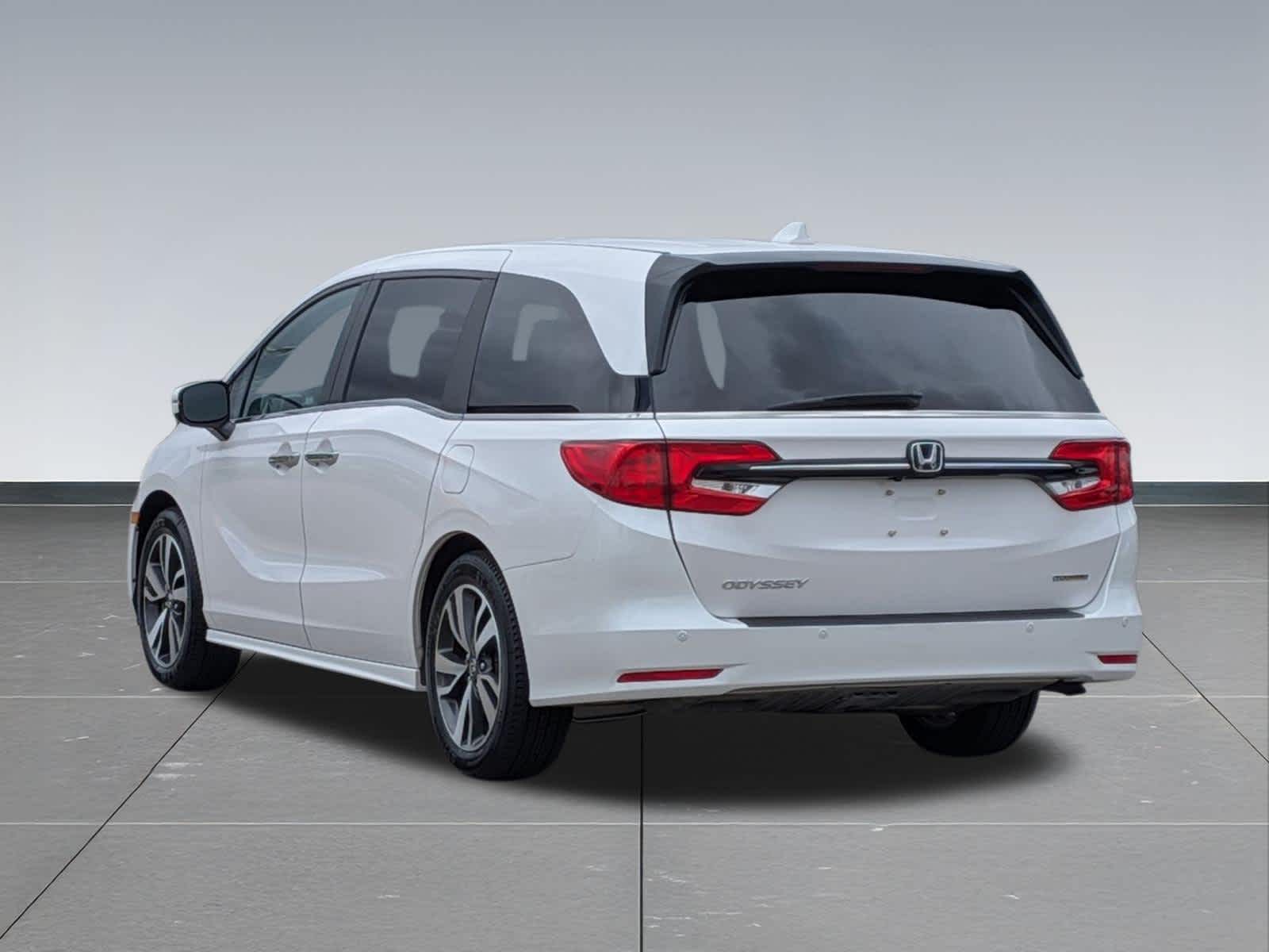 Thumbnail: 2023 Honda Odyssey - 3