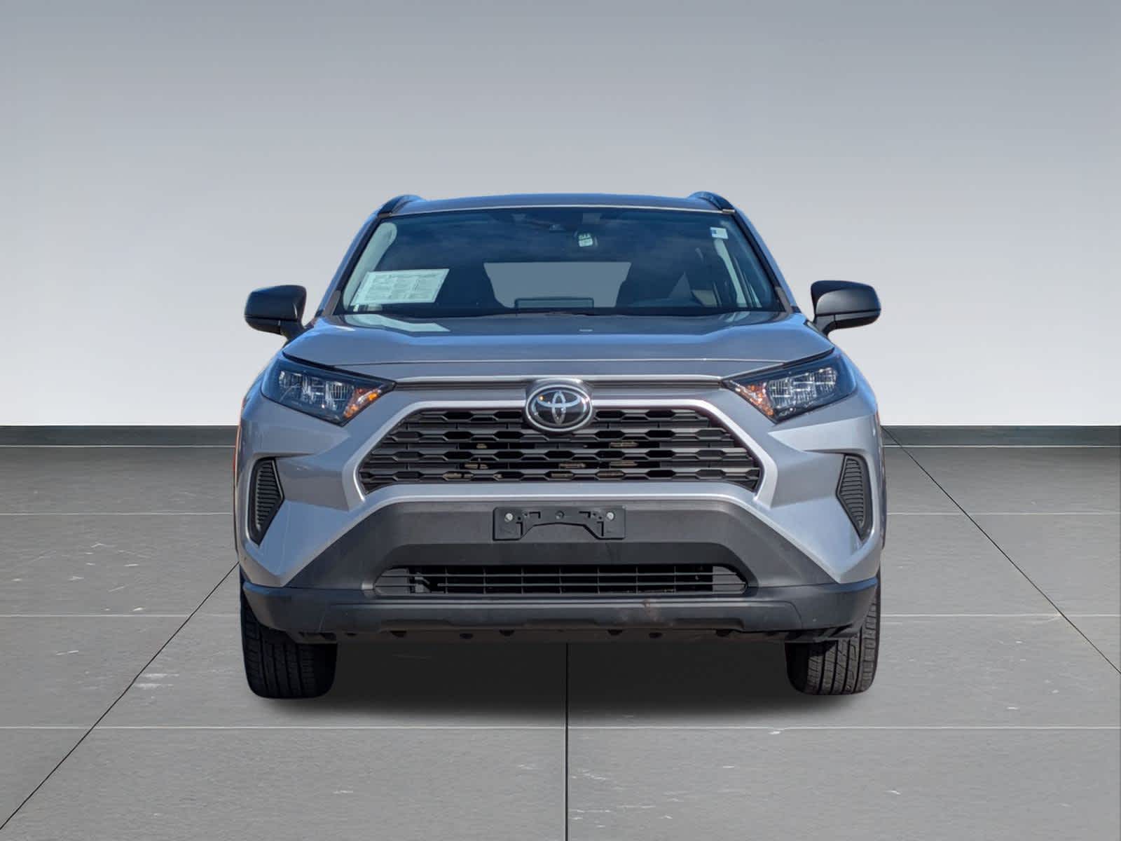 Thumbnail: 2019 Toyota RAV4 - 9
