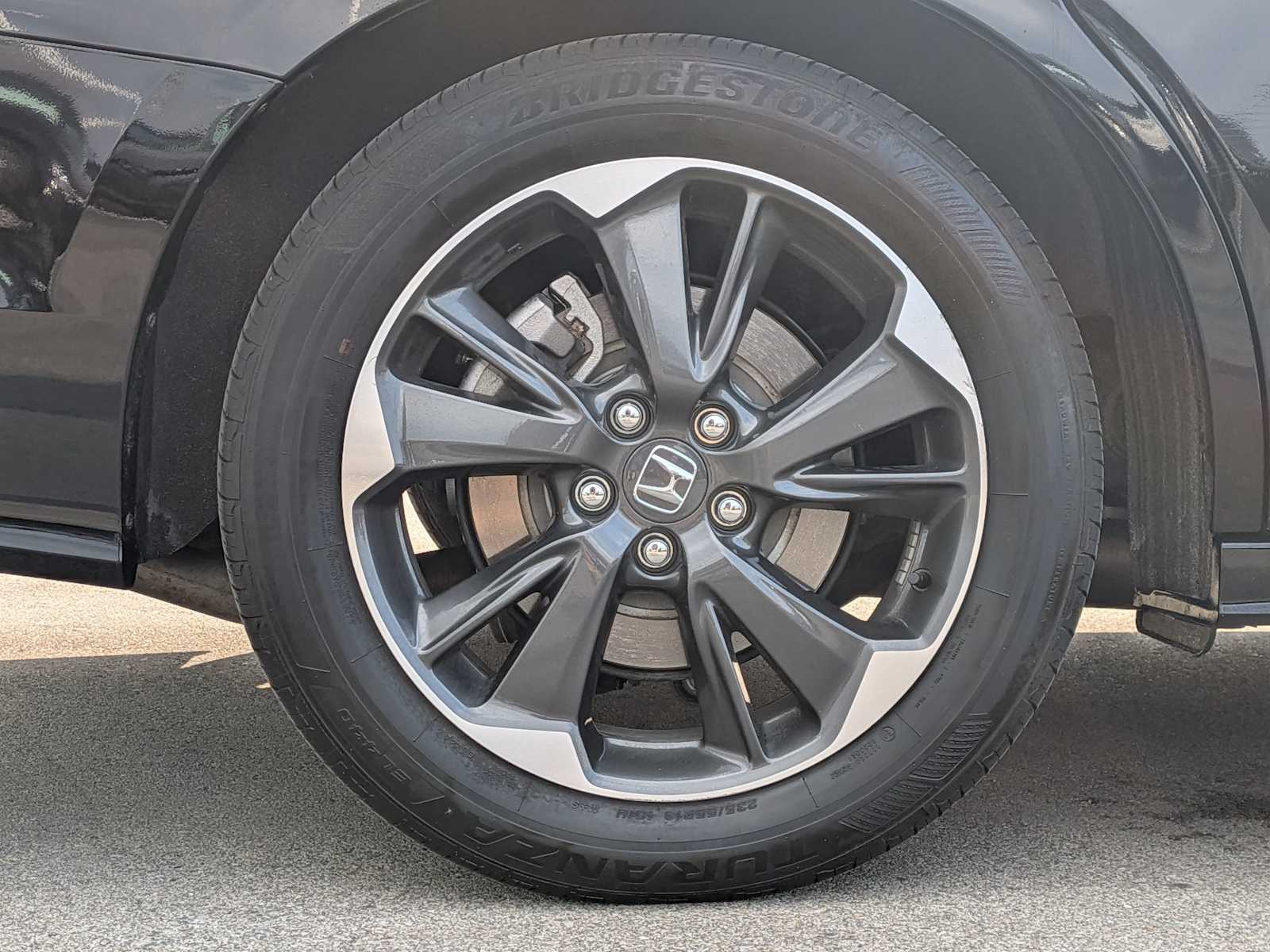 Thumbnail: 2023 Honda Odyssey - 13