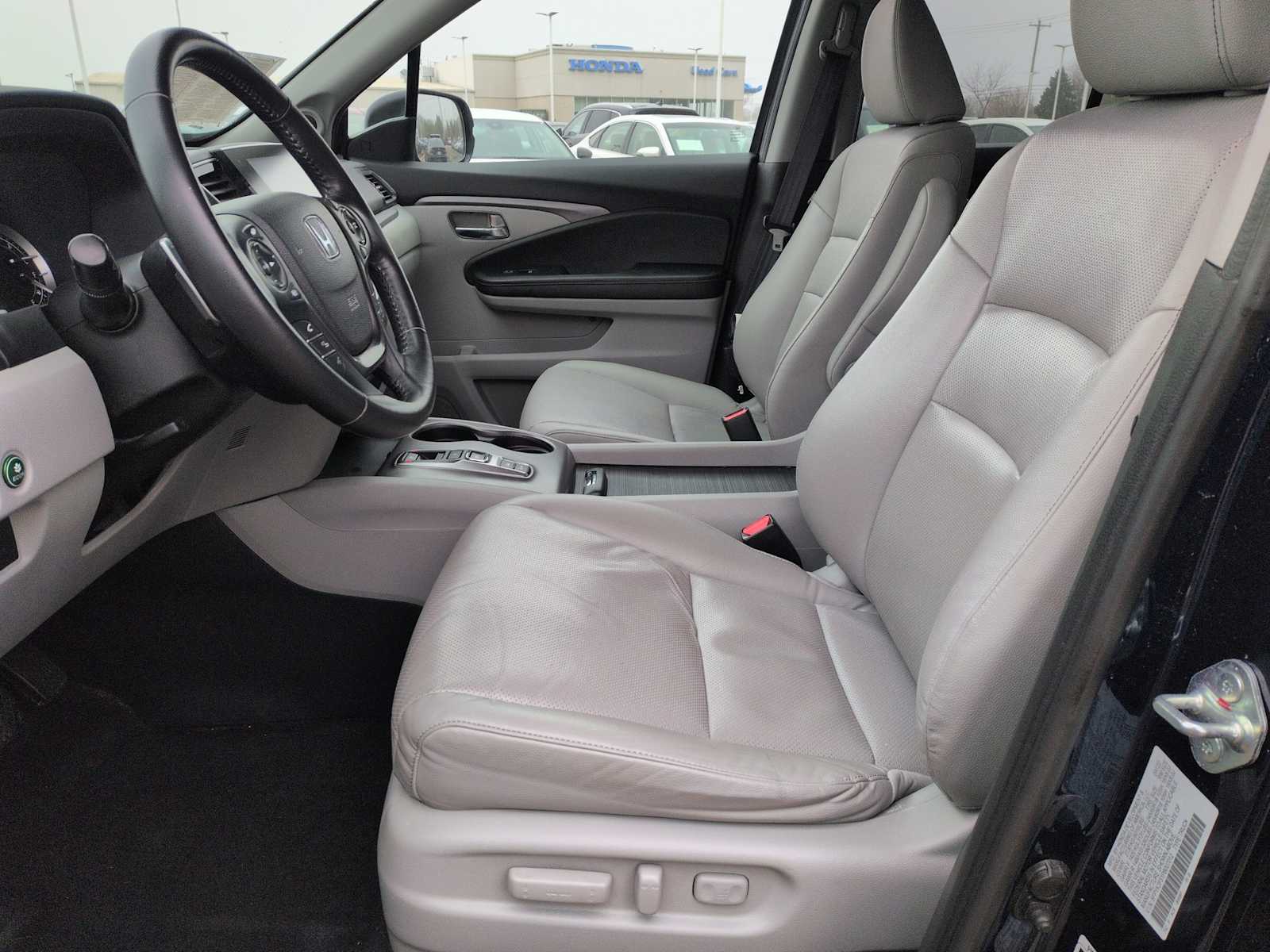 Thumbnail: 2023 Honda Ridgeline - 16