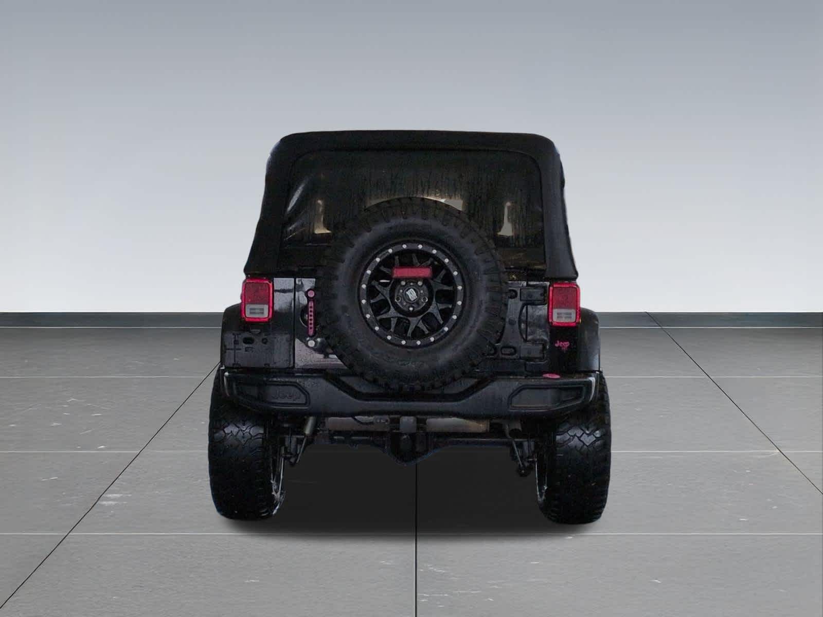 Thumbnail: 2017 Jeep Wrangler - 5