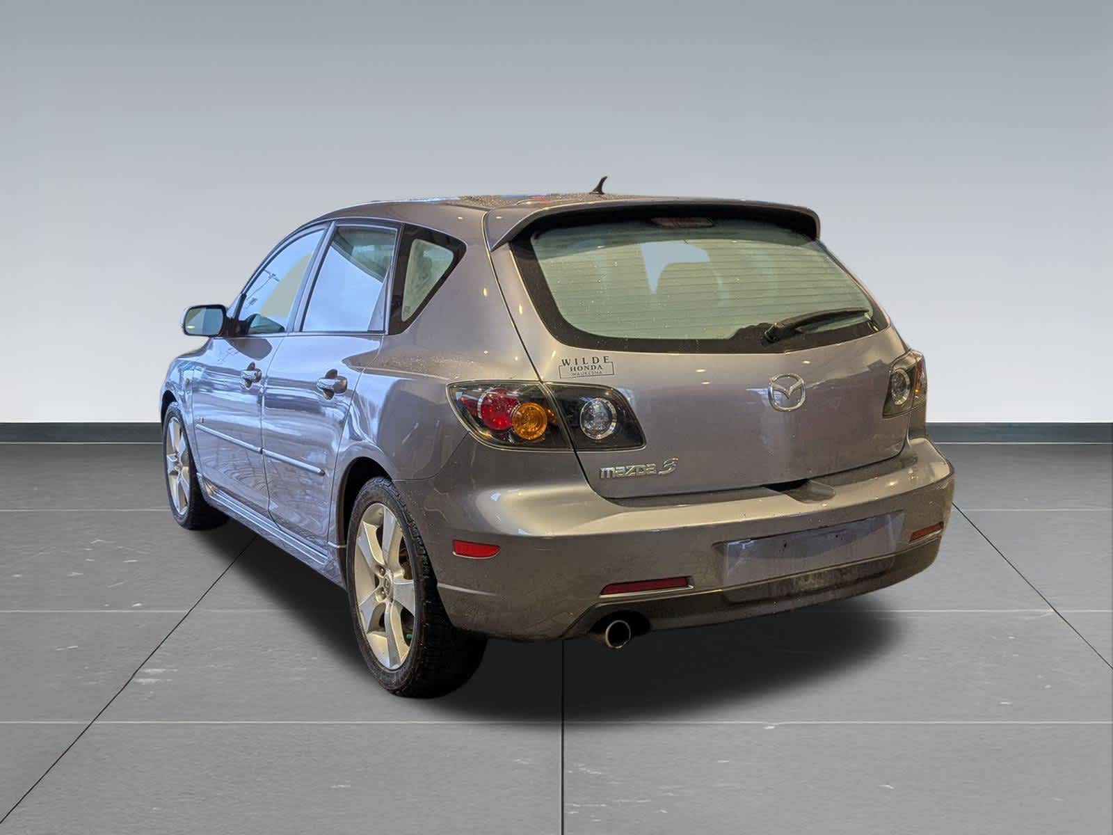 Thumbnail: 2005 Mazda Mazda3 - 2