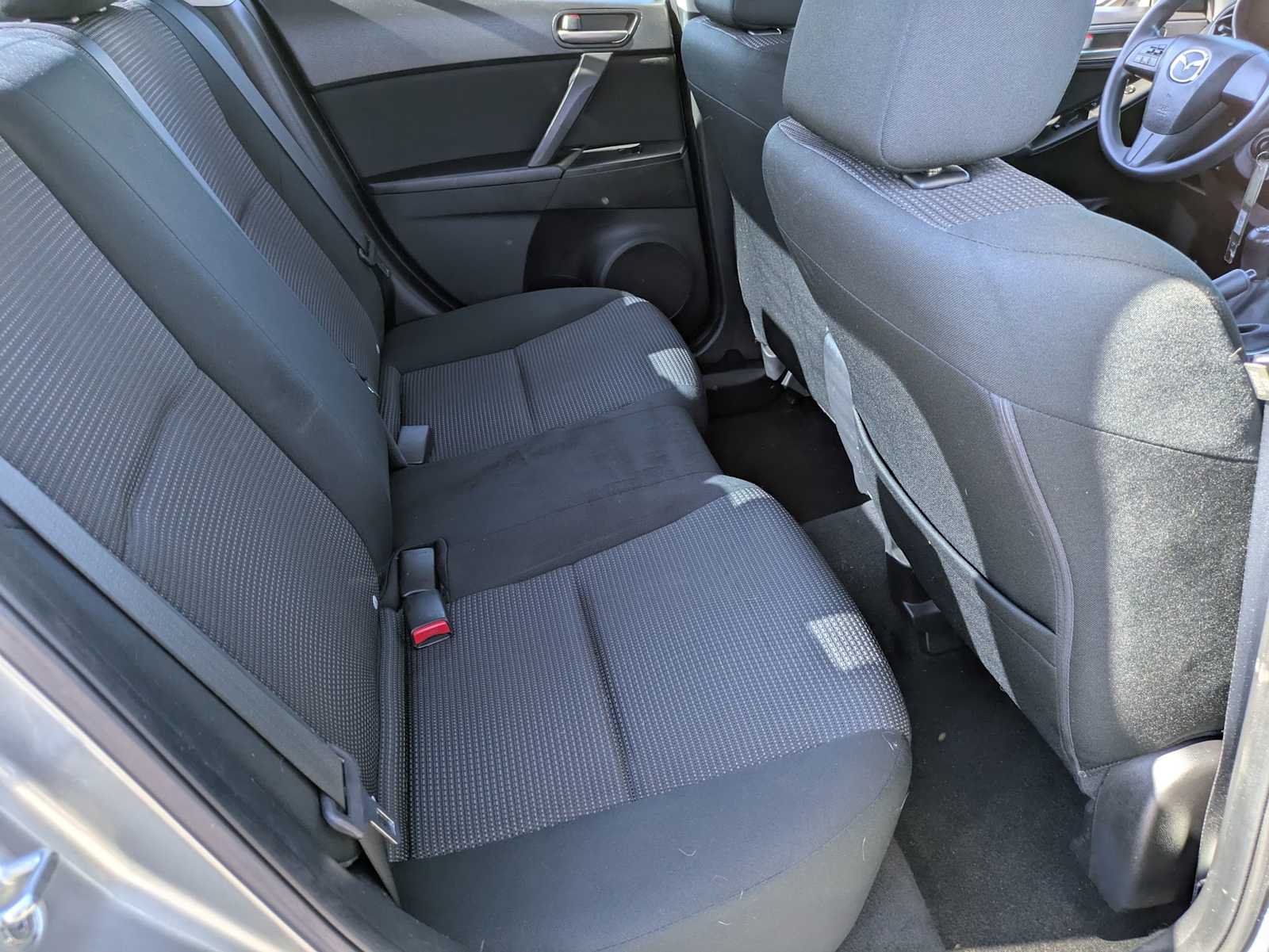 Thumbnail: 2013 Mazda Mazda3 - 18