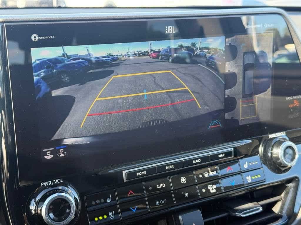 Thumbnail: 2021 Toyota Highlander - 20