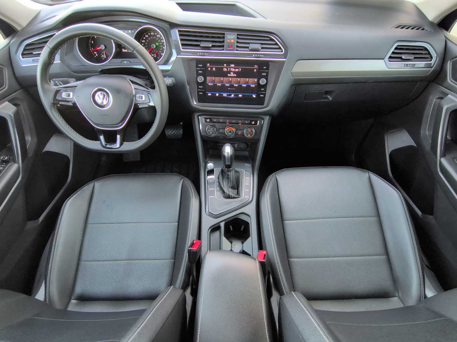 Thumbnail: 2021 Volkswagen Tiguan - 15