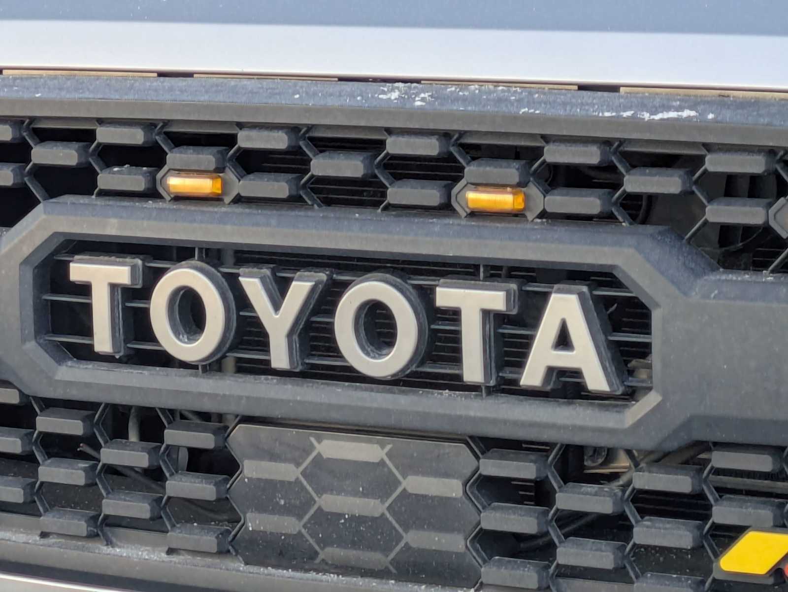 Thumbnail: 2020 Toyota Tacoma - 11