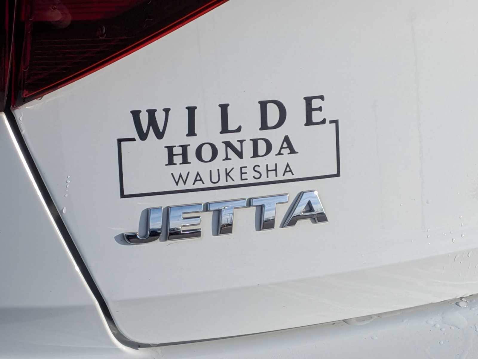 Thumbnail: 2019 Volkswagen Jetta - 12