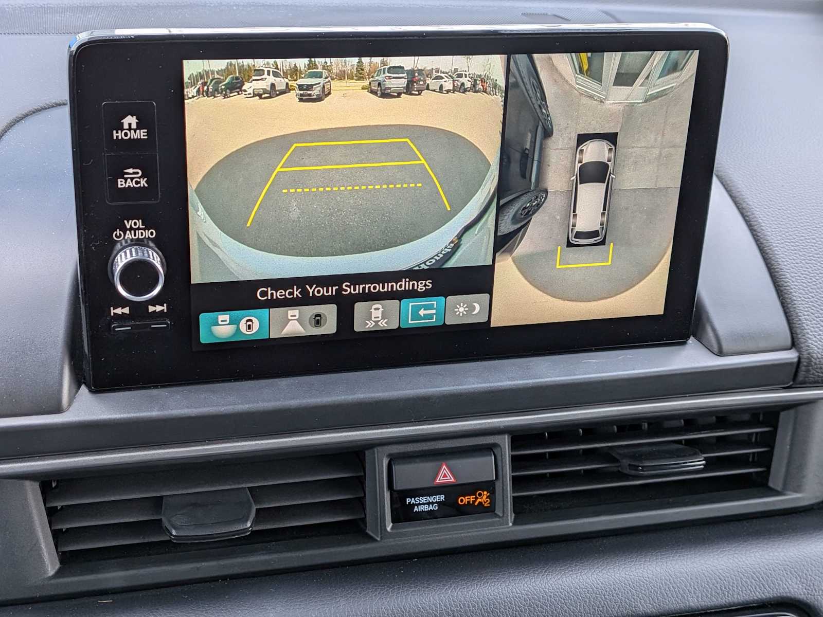 Thumbnail: 2023 Honda Pilot - 30