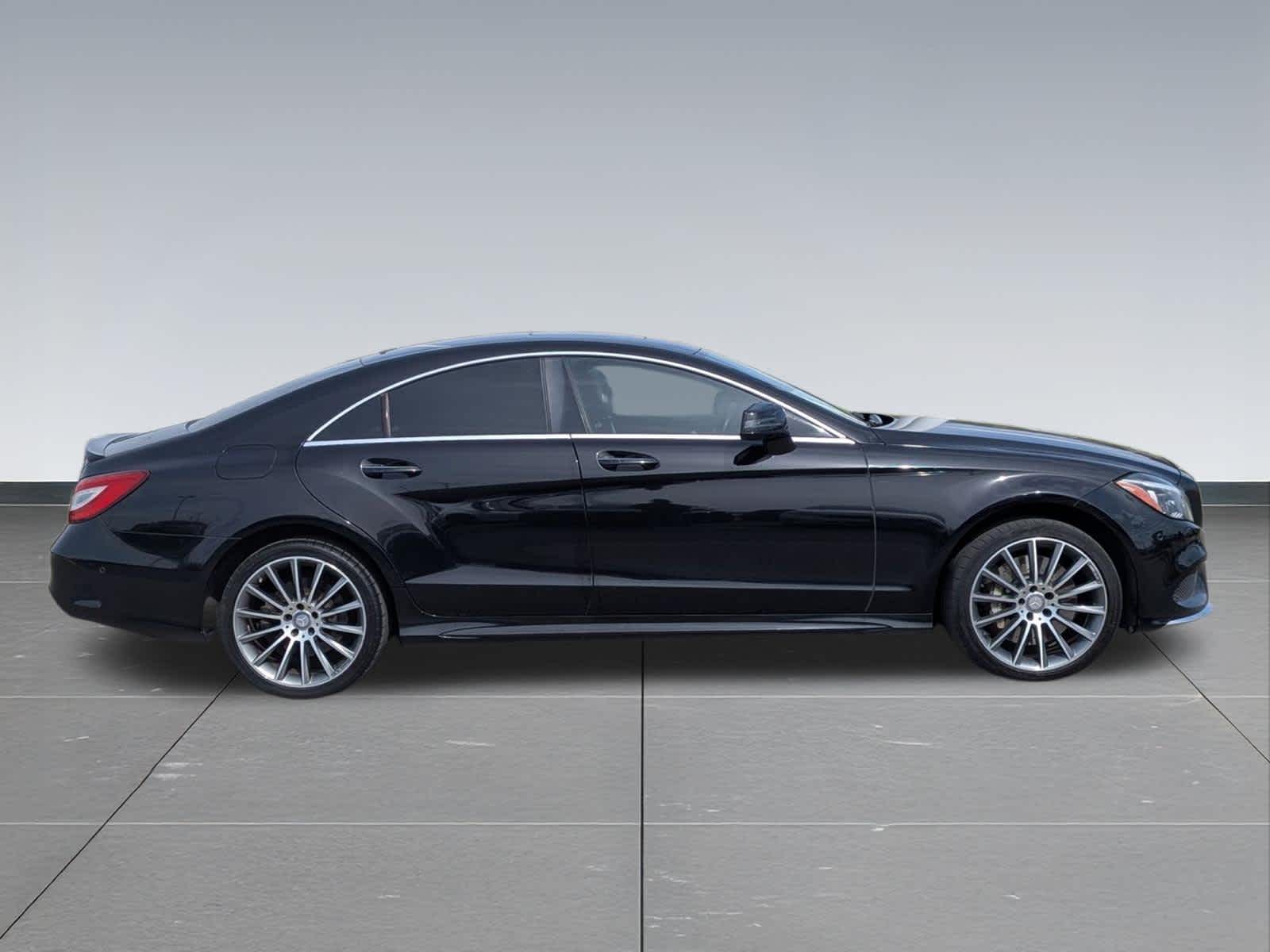 Thumbnail: 2016 Mercedes-Benz CLS - 6