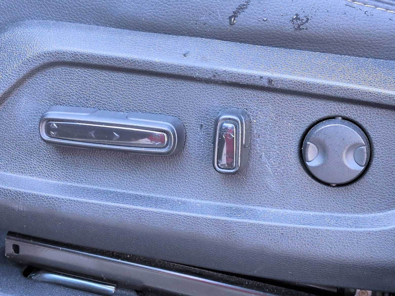 Thumbnail: 2023 Honda Pilot - 17