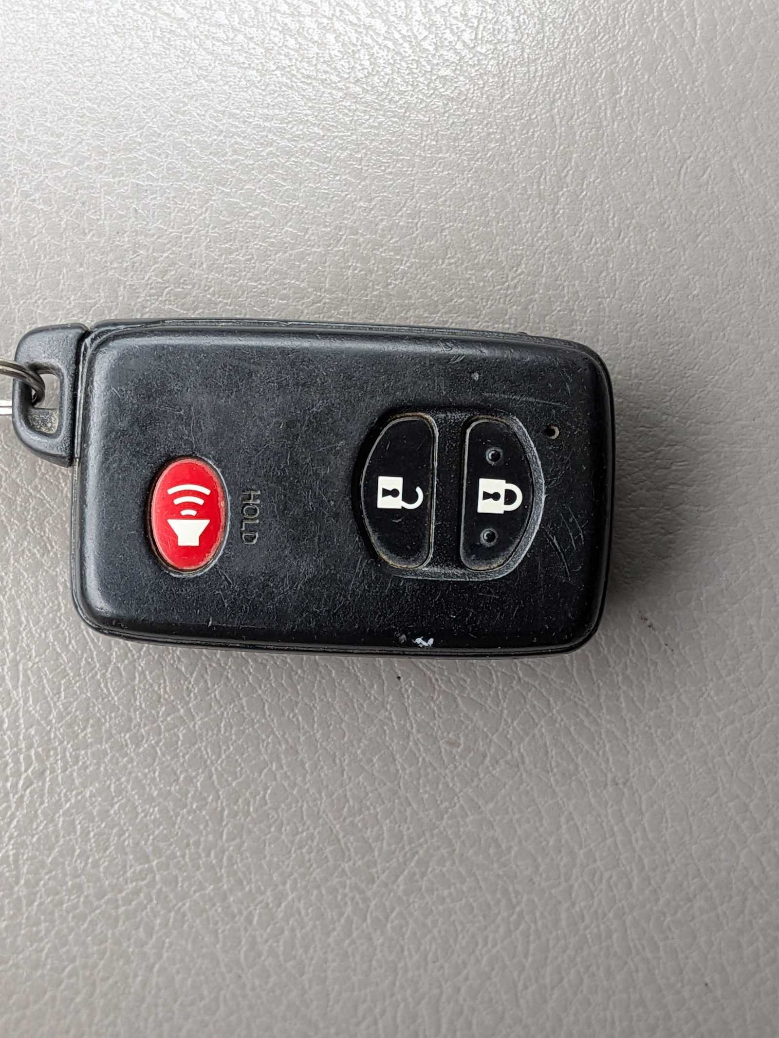 Thumbnail: 2011 Toyota RAV4 - 28