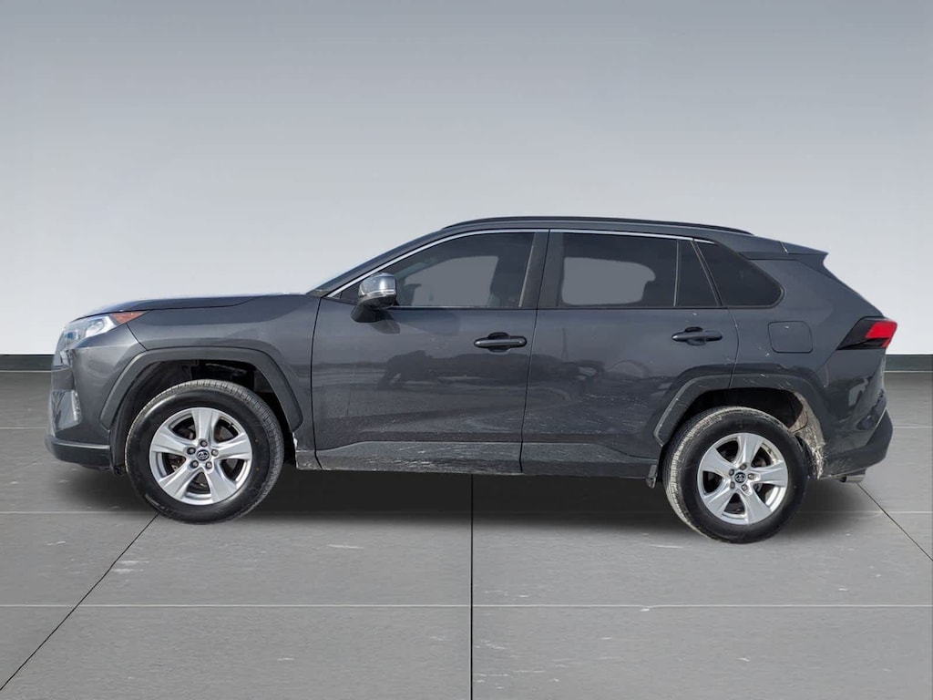 Used 2020 Toyota RAV4 XLE SUV