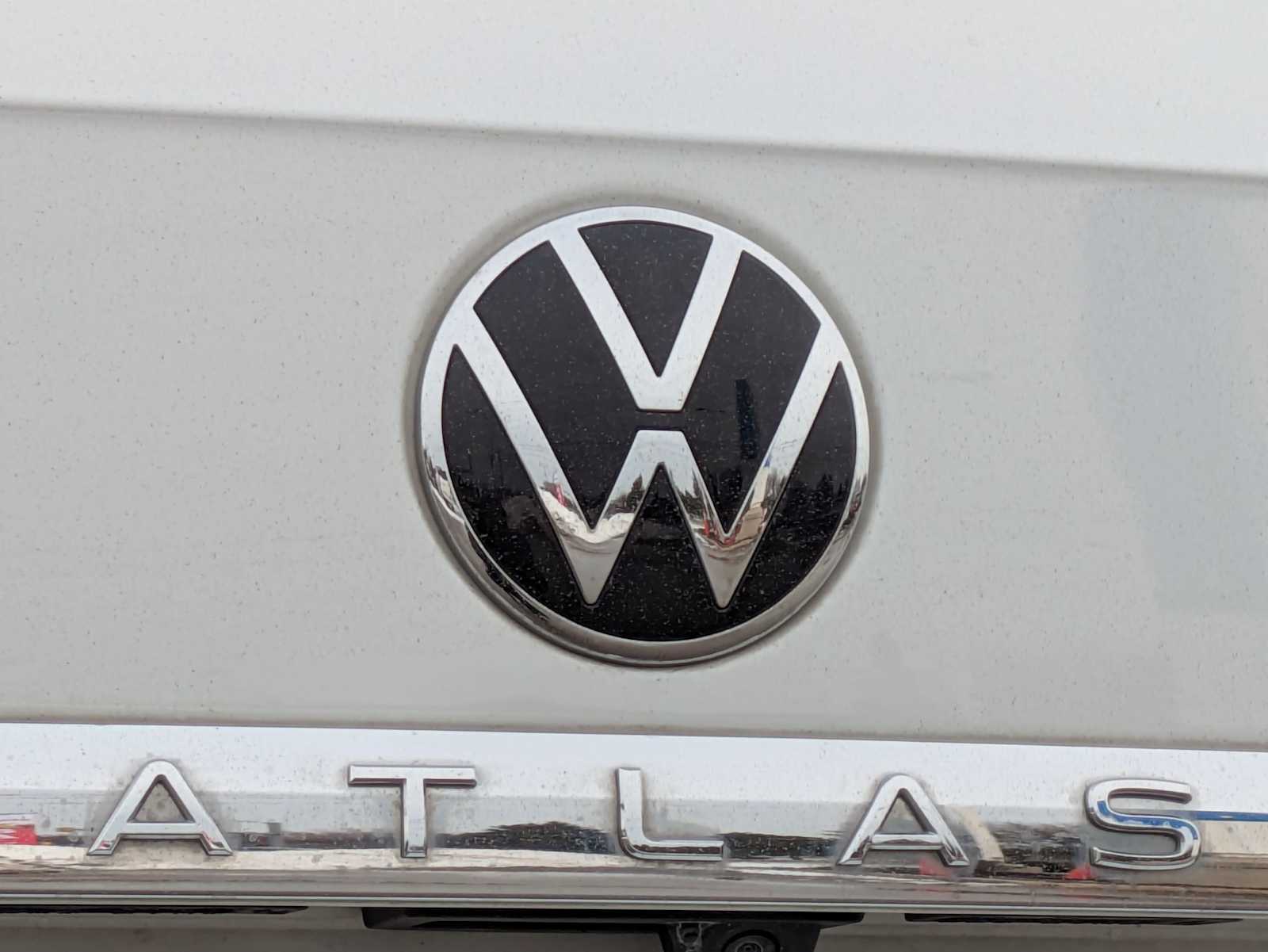 Thumbnail: 2022 Volkswagen Atlas - 11
