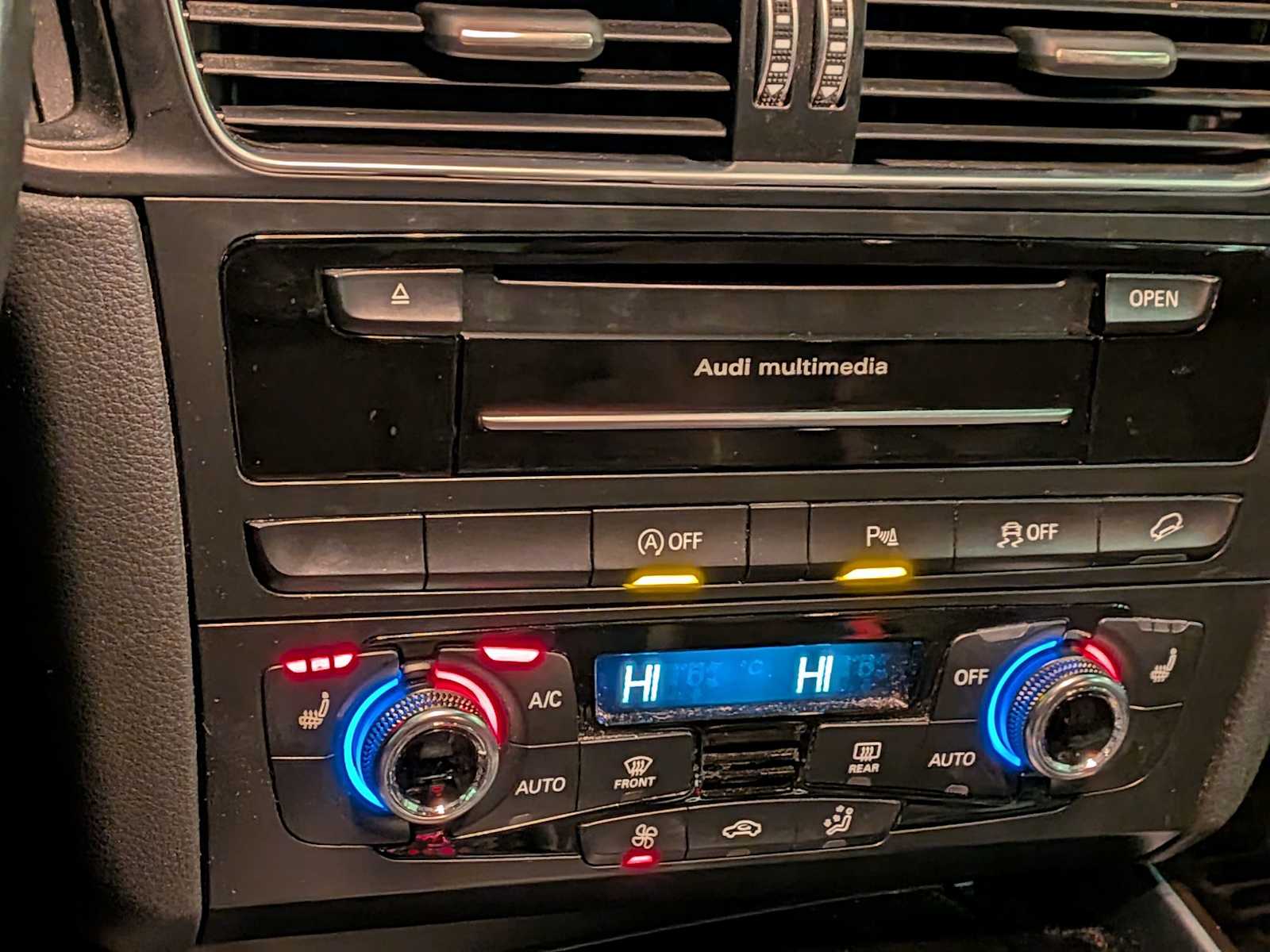 Thumbnail: 2015 Audi Q5 - 28