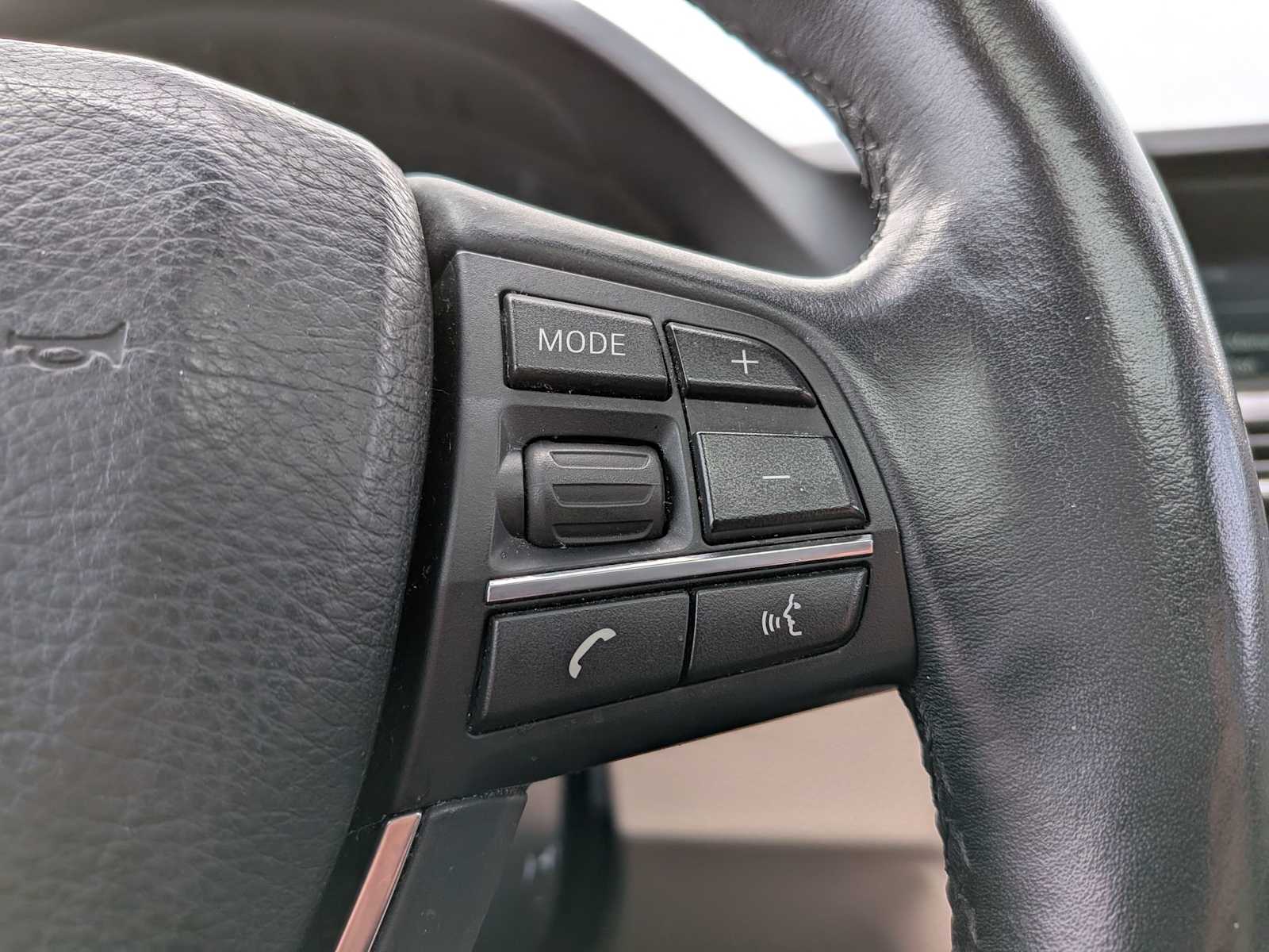 Thumbnail: 2013 BMW 5 Series - 25