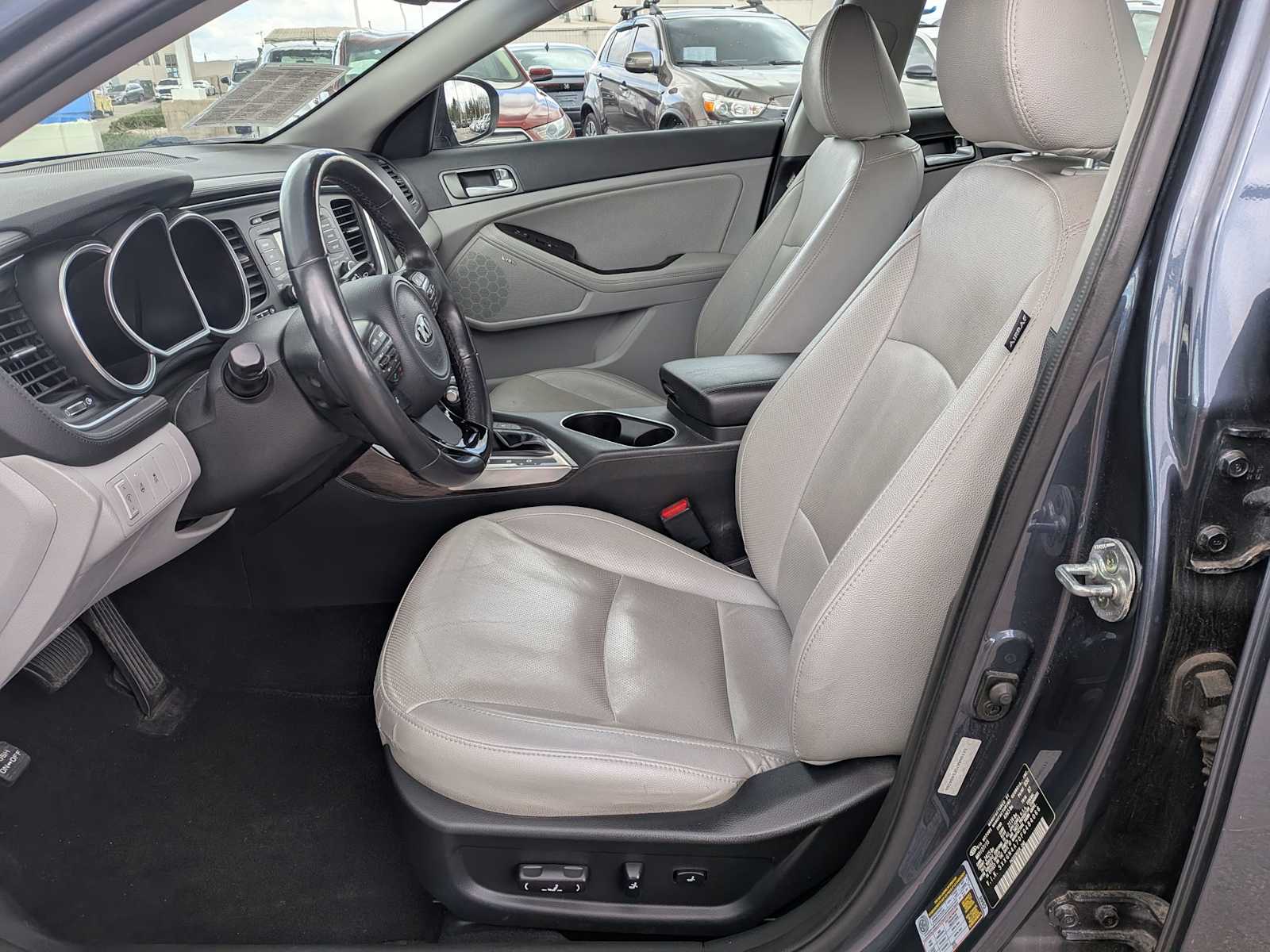 Thumbnail: 2015 Kia Optima - 15