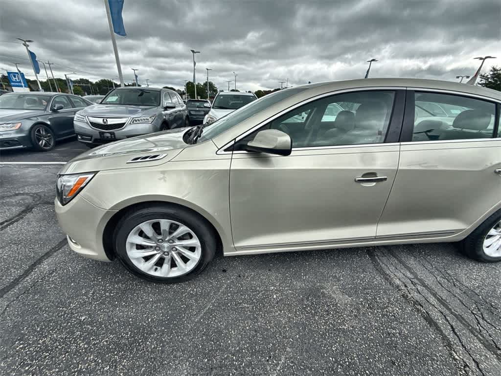 Thumbnail: 2016 Buick LaCrosse - 3