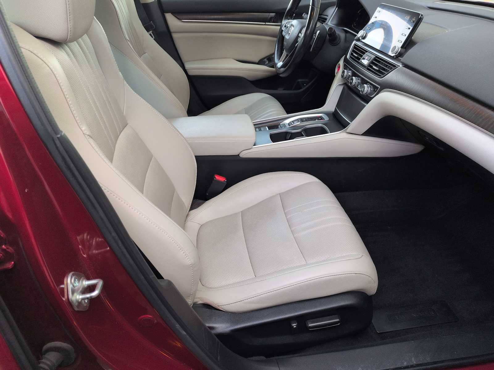 Thumbnail: 2020 Honda Accord - 22