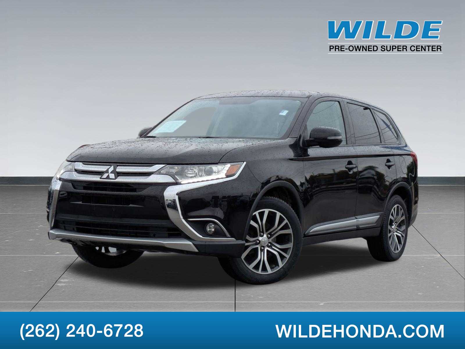 2017 Mitsubishi Outlander SE -
                  Waukesha, WI